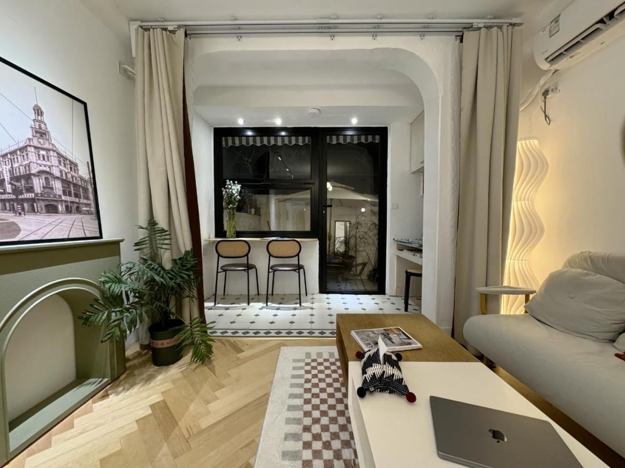 Apartment Near Nanjing Road/ Jing'An Temple/ Renmin Plaza Шанхай Екстериор снимка