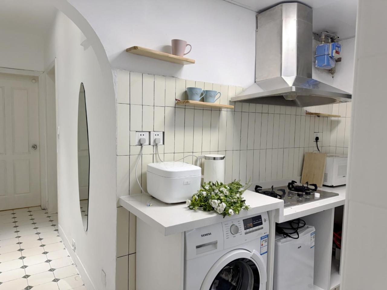 Apartment Near Nanjing Road/ Jing'An Temple/ Renmin Plaza Шанхай Екстериор снимка